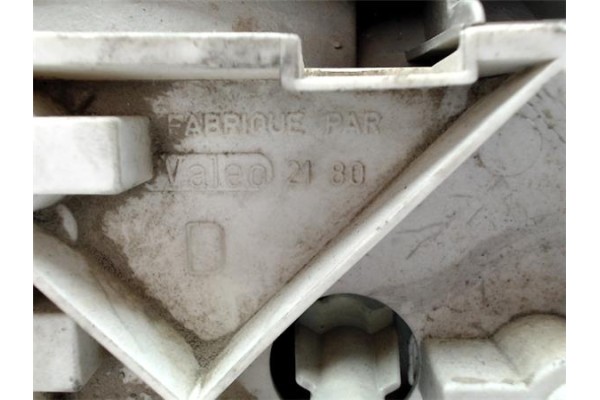 Recambio de piloto trasero derecho para peugeot 309 referencia OEM IAM  2180 
