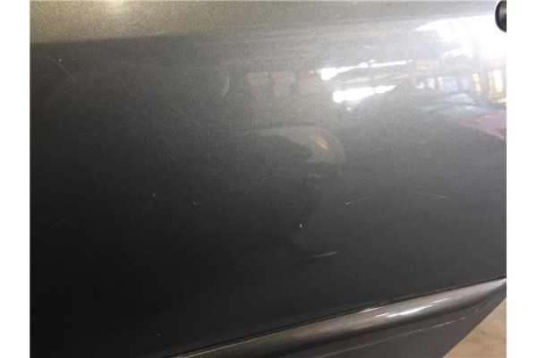 Recambio de puerta trasero izquierda para toyota corolla (e12) 2.0 d-4d referencia OEM IAM 6700413330  