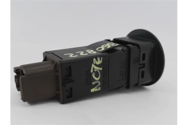 Recambio de interruptor airbag acompañante para nissan note (e11e) 1.5 dci referencia OEM IAM K8830AY00A  