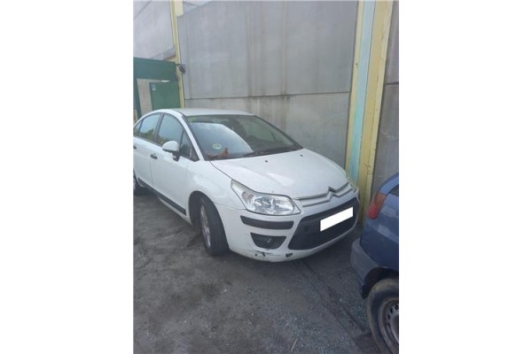 citroen c4 berlina del año 2009