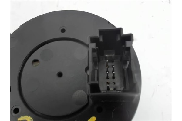 Recambio de mando de luces para opel corsa d 1.0 catch me referencia OEM IAM 132493963EA  