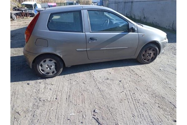 fiat ii punto (188) berlina del año 2002