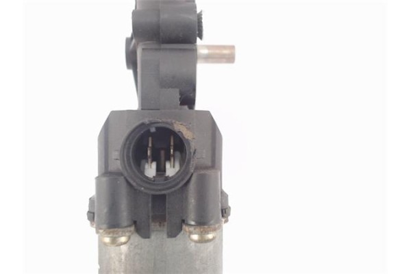 Recambio de motor elevalunas delantero derecho para nissan primera berlina (p12) referencia OEM IAM 400714T7 0714 