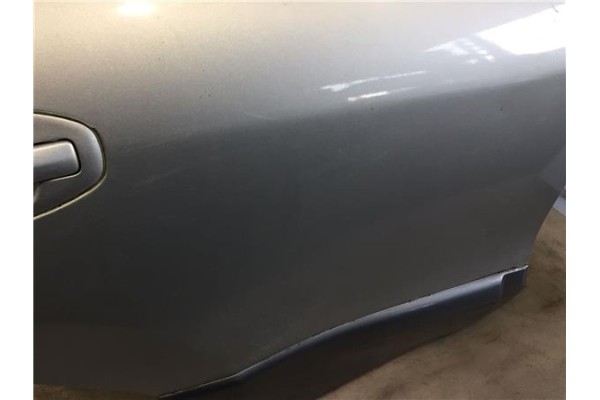 Recambio de puerta trasero derecha para hyundai santa fe (sm) 2.0 crdi 4x4 referencia OEM IAM 7700426110  