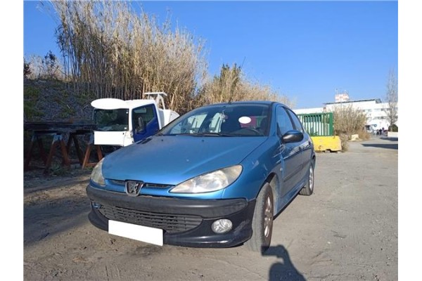 peugeot 206 del año 2000
