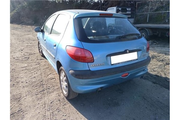 peugeot 206 del año 2000