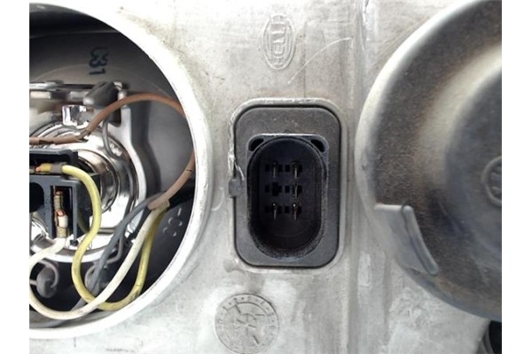 Recambio de faro delantero dcho para skoda octavia berlina (1u2) referencia OEM IAM 1U1941018N  