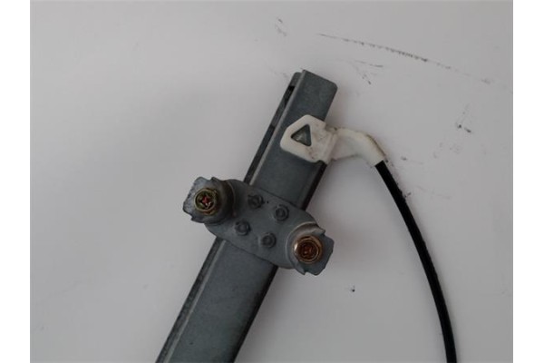 Recambio de mecanismo elevalunas delantero izquierdo para nissan primera berlina (p11) referencia OEM IAM   