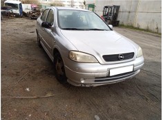opel astra g berlina del año 2000
