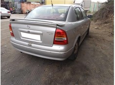 opel astra g berlina del año 2000
