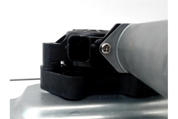 Recambio de mecanismo elevalunas trasero derecho para nissan qashqai ii (j11e) referencia OEM IAM 827004EA0A02  