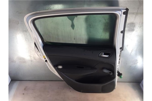 Recambio de puerta trasero izquierda para peugeot 308 1.6 gt referencia OEM IAM 9006L7  