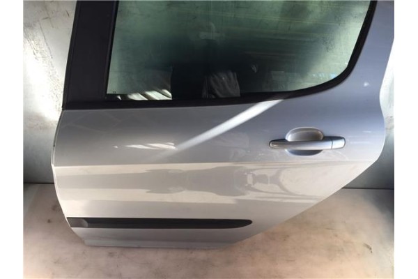 Recambio de puerta trasero izquierda para peugeot 308 1.6 gt referencia OEM IAM 9006L7  
