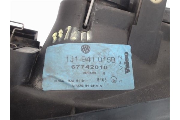 Recambio de faro delantero izquierdo para volkswagen golf iv variant (1j5) 1.9 highline referencia OEM IAM 1J1941012B 67742010 