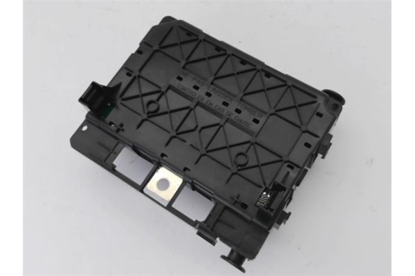Recambio de caja fusibles/rele para citroen c2 1.1 referencia OEM IAM 9643498880 6500Y1 