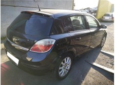 opel astra h berlina del año 2004