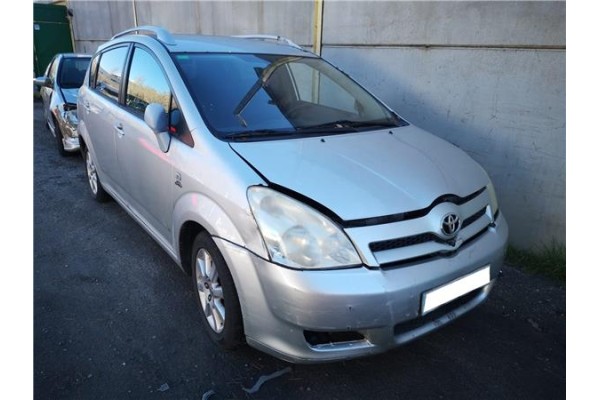 toyota corolla verso (e12) del año 2004 toyota corolla verso (e12) del año 2004