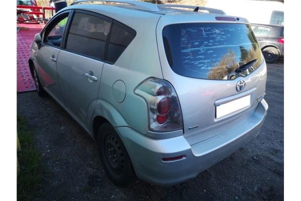 toyota corolla verso (e12) del año 2004 toyota corolla verso (e12) del año 2004