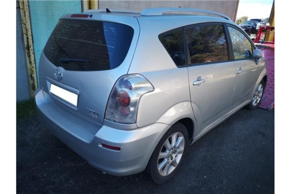 toyota corolla verso (e12) del año 2004 toyota corolla verso (e12) del año 2004