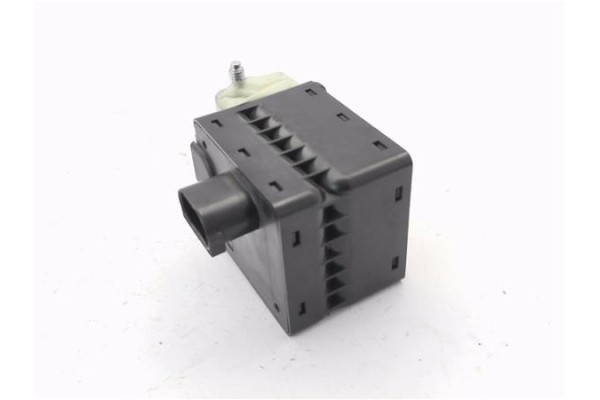 Recambio de antirrobo para renault megane ii berlina 3p 1.9 dynamique referencia OEM IAM 8200604932  