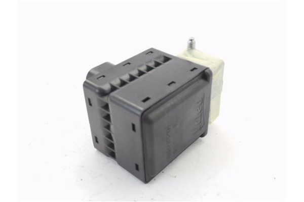 Recambio de antirrobo para renault megane ii berlina 3p 1.9 dynamique referencia OEM IAM 8200604932  