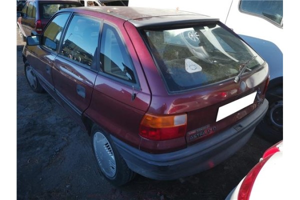 opel astra f berlina del año 1993