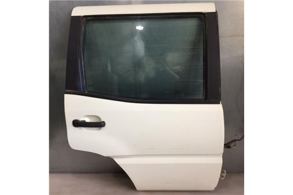 Recambio de puerta trasero derecha para nissan terrano/terrano ii (r20)(1993) 2.7 td 4wd referencia OEM IAM   