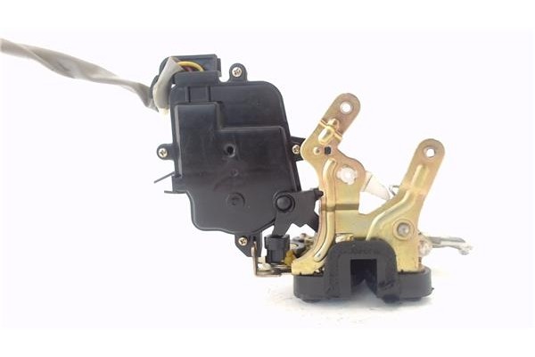 Recambio de cerradura puerta corredera derecha para kia carnival 2.9 crdi referencia OEM IAM 814204D010  