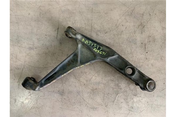 Recambio de brazo inferior delantero izquierdo para peugeot 205 berlina 1.9 gti referencia OEM IAM   
