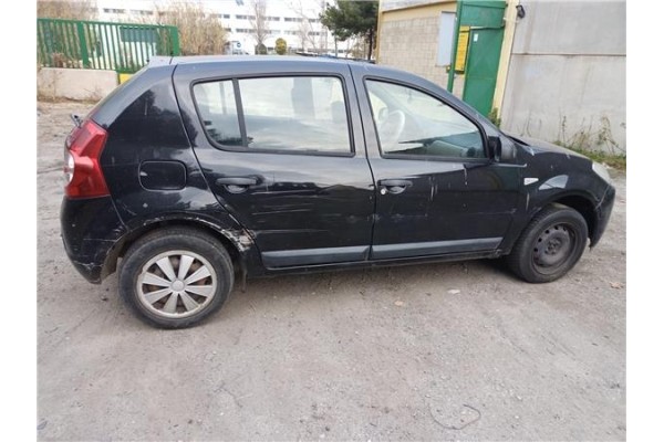 dacia sandero i del año 2010