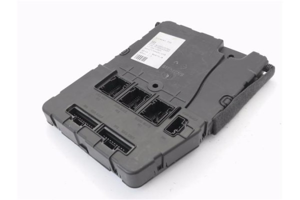 Recambio de modulo confort para renault megane ii (bm0/1_, cm0/1_) 1.6 16v referencia OEM IAM 8200525384  