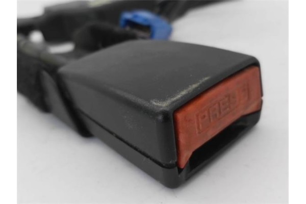 Recambio de anclaje cinturon delantero derecho para citroen c2 1.1 referencia OEM IAM 8973TG 8973TJ 
