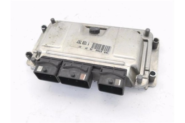 Recambio de centralita para citroen xsara berlina 1.6 16v referencia OEM IAM 9638765980 261206606 