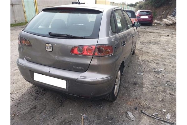 seat ibiza (6l1) del año 2004