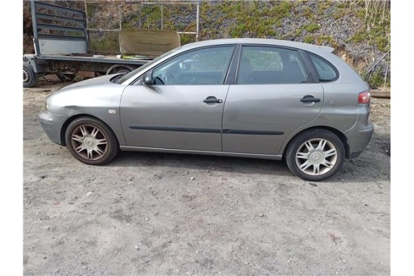 seat ibiza (6l1) del año 2004