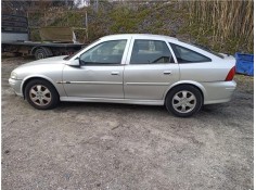 opel vectra b berlina del año 2000