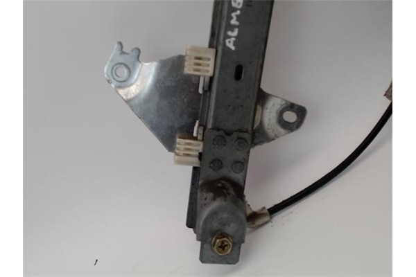 Recambio de mecanismo elevalunas trasero izquierdo para nissan almera tino (v10m) referencia OEM IAM   