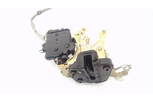 Recambio de cerradura puerta corredera derecha para kia carnival 2.9 crdi referencia OEM IAM 814204D010  