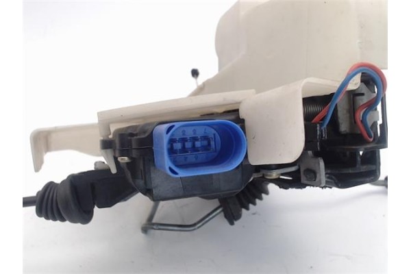Recambio de cierre electromagnetico delantero izquierdo para volkswagen polo iv (9n1) 1.9 tdi referencia OEM IAM 3B1837015AQ 7E1