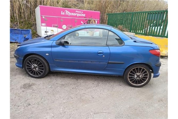 peugeot 206 cc cabrio-coupé del año 2001
