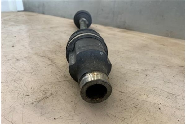 Recambio de palier delantero derecho para suzuki swift iii (sg) 1.5 referencia OEM IAM 4410162J20 EST18302421 4410262J90 , SUZUK