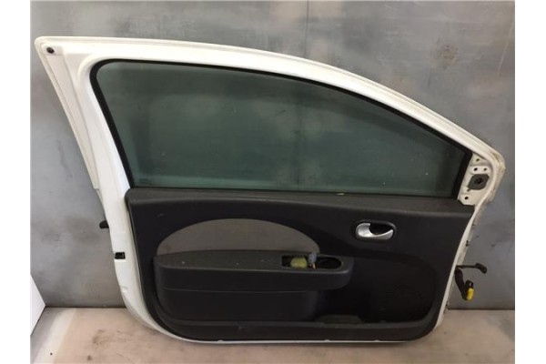 Recambio de puerta delantero izquierda para renault twingo ii 1.2 authentique referencia OEM IAM 801010419R  