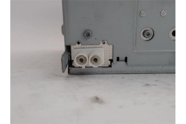 Recambio de radio / cd para volkswagen passat berlina (3c2) 2.0 tdi 16v referencia OEM IAM 1k0035186aa 7647201660 