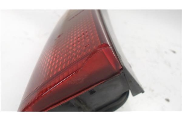 Recambio de piloto superior trasero izquierdo para volvo serie 850 referencia OEM IAM 3512319  