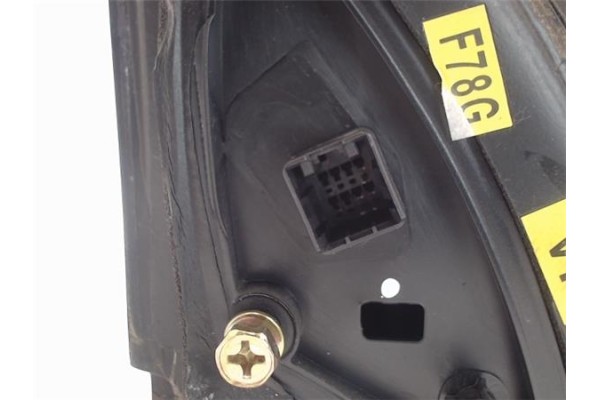 Recambio de retrovisor electrico izquierdo para kia rio (bc) referencia OEM IAM   