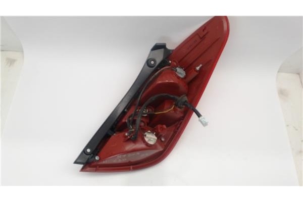Recambio de piloto trasero derecho para hyundai i20 (pb) 1.2 referencia OEM IAM 924021J000  