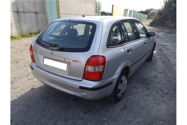 mazda 323 f/s berlina (bj) del año 1999