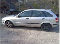 mazda 323 f/s berlina (bj) del año 1999