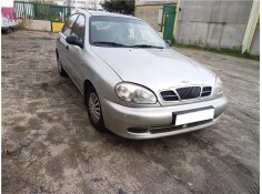 daewoo lanos del año 2002