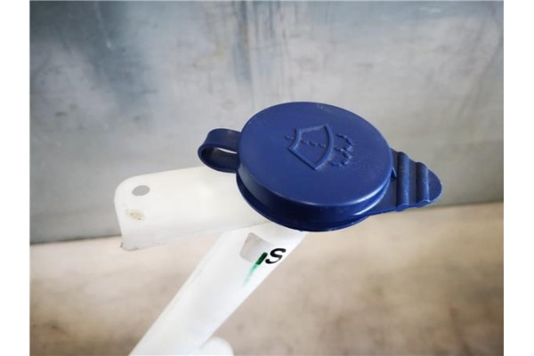 Recambio de deposito limpiaparabrisas para toyota c-hr (x10) 2.0 hibrido referencia OEM IAM 85315F4040 ADBP030006 